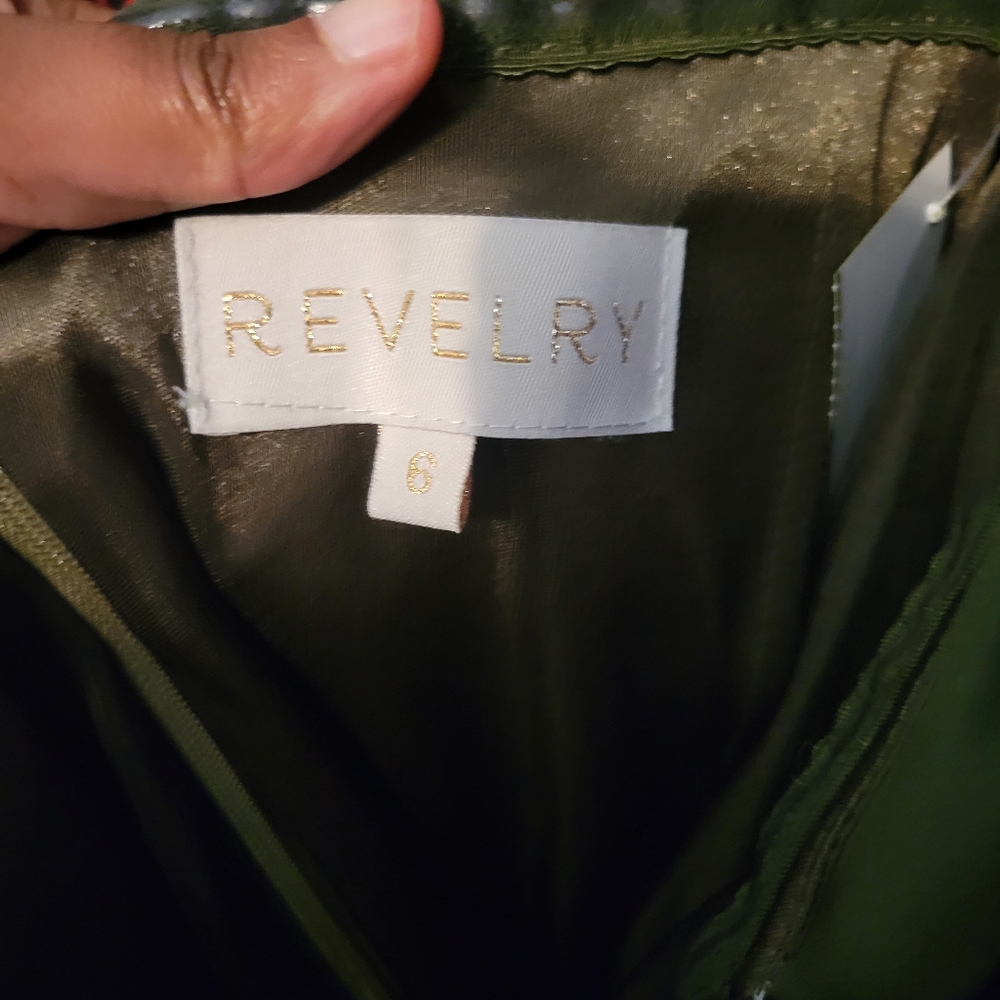 Revelry Elegant Olive Green Bardot Off-Shoulder Bridesmaid Dress. Size 6 - Picture 9 of 9